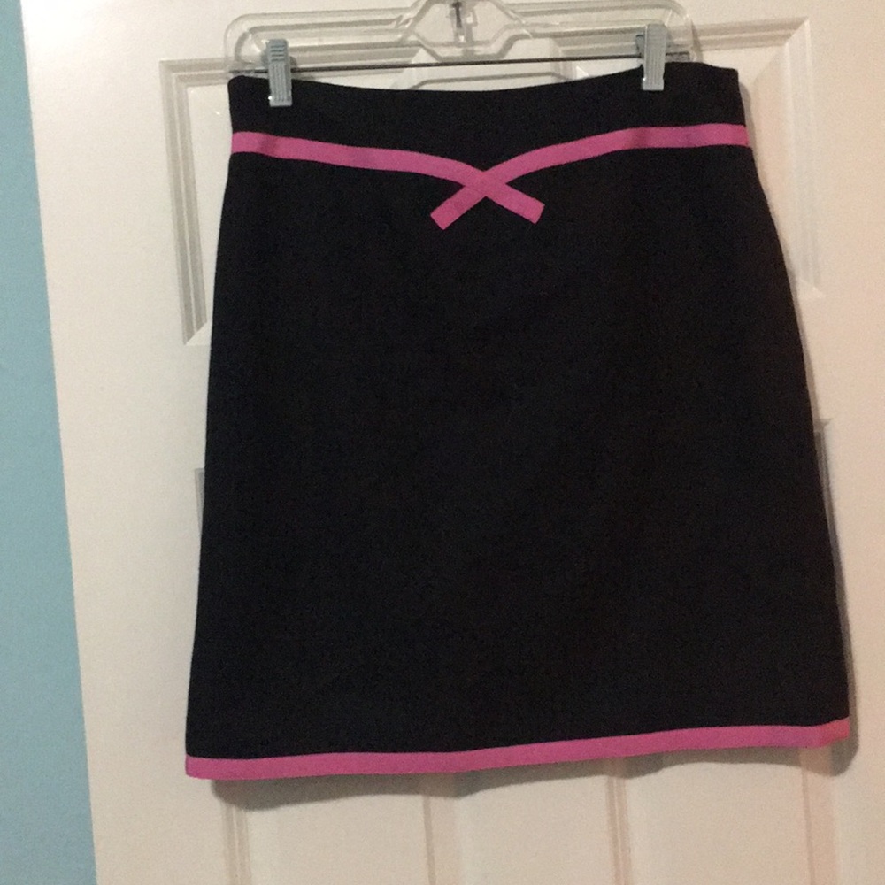 I.N.C black and pink skirt. Size 12 (runs small)